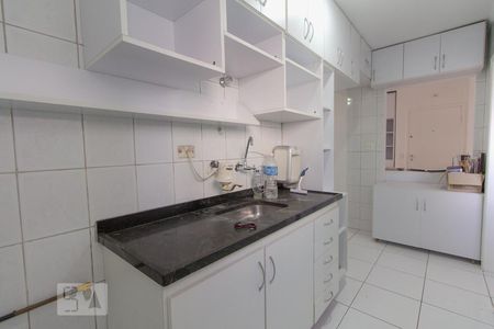 Apartamento à venda com 63m², 2 quartos e 1 vaga Apartamento à venda com 63m², 2 quartos e 1 vagaCozinha