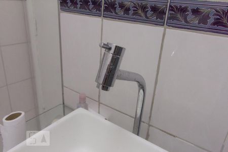 Apartamento à venda com 63m², 2 quartos e 1 vaga Apartamento à venda com 63m², 2 quartos e 1 vagaBanheiro
