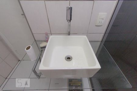 Apartamento à venda com 63m², 2 quartos e 1 vaga Apartamento à venda com 63m², 2 quartos e 1 vagaBanheiro