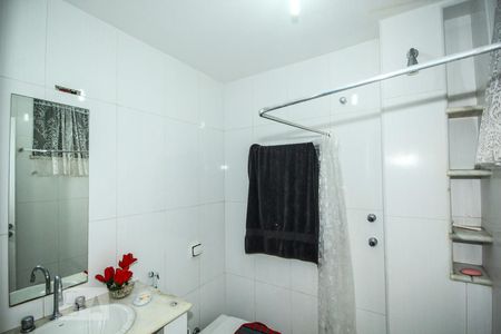 Apartamento à venda com 80m², 2 quartos e sem vagaBanheiro