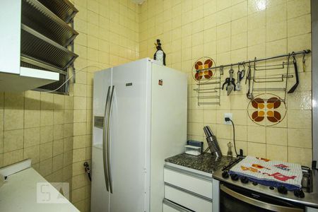 Apartamento à venda com 80m², 2 quartos e sem vagaCozinha