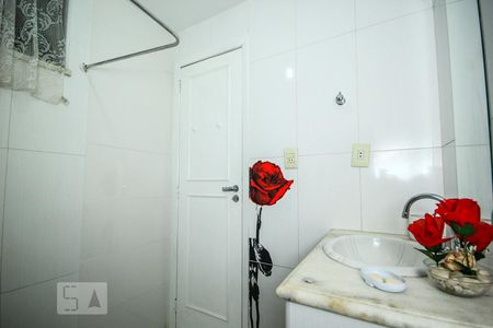 Apartamento à venda com 80m², 2 quartos e sem vagaBanheiro
