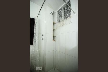 Apartamento à venda com 80m², 2 quartos e sem vagaBanheiro