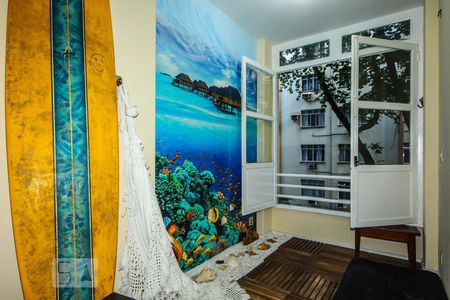 Apartamento à venda com 80m², 2 quartos e sem vagaSala