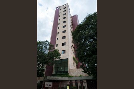 Apartamento para alugar com 96m², 3 quartos e 2 vagasFachada