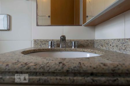 Apartamento para alugar com 96m², 3 quartos e 2 vagasBanheiro social (Torneira)