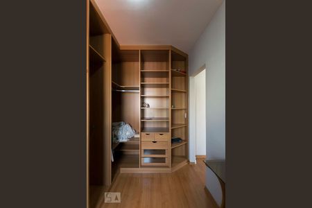 Apartamento para alugar com 96m², 3 quartos e 2 vagasQuarto 3 - Suíte/ Closet