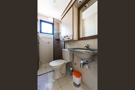 Banheiro de apartamento para alugar com 2 quartos, 50m² em Vila Campesina, Osasco