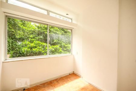 Quarto 1 de apartamento para alugar com 3 quartos, 147m² em Copacabana, Rio de Janeiro