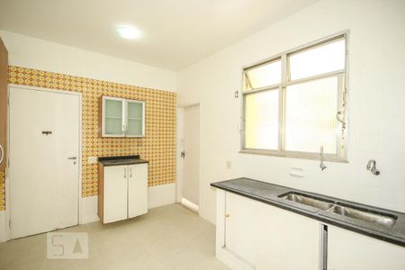 Apartamento para alugar com 147m², 3 quartos e sem vaga Apartamento para alugar com 147m², 3 quartos e sem vagaCozinha