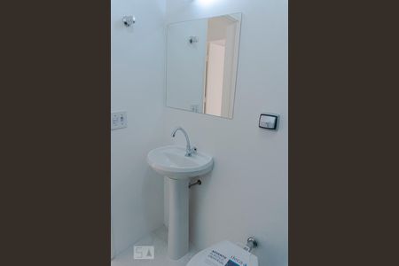 Apartamento à venda com 130m², 3 quartos e 1 vaga Apartamento à venda com 130m², 3 quartos e 1 vagaBanheiro 1