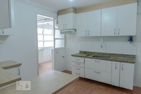 Apartamento à venda com 130m², 3 quartos e 1 vaga Apartamento à venda com 130m², 3 quartos e 1 vagaCozinha