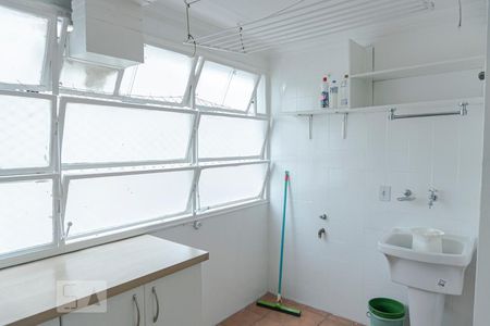 Apartamento à venda com 130m², 3 quartos e 1 vaga Apartamento à venda com 130m², 3 quartos e 1 vagaÁrea de Serviço