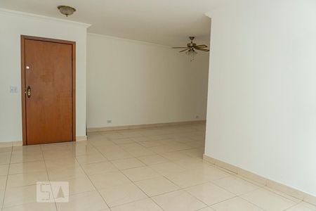 Apartamento para alugar com 130m², 3 quartos e 1 vagaSala