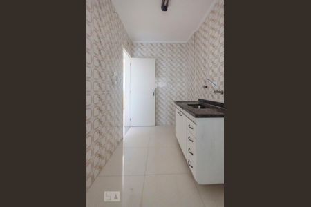 Cozinha de apartamento para alugar com 2 quartos, 60m² em Santa Teresinha, São Paulo