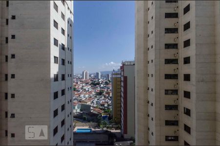 Vista Quarto 1 de apartamento para alugar com 2 quartos, 60m² em Santa Teresinha, São Paulo