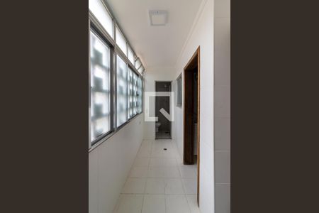 Apartamento à venda com 105m², 3 quartos e 1 vaga Apartamento à venda com 105m², 3 quartos e 1 vagaÁrea de Seriço
