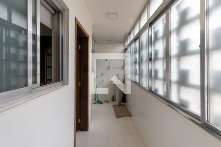 Apartamento à venda com 105m², 3 quartos e 1 vaga Apartamento à venda com 105m², 3 quartos e 1 vagaÁrea de Seriço