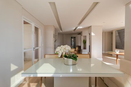 Apartamento para alugar com 61m², 2 quartos e 1 vagaÁrea comum - Salão de festas