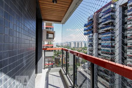 Apartamento para alugar com 135m², 3 quartos e 2 vagasSACADA