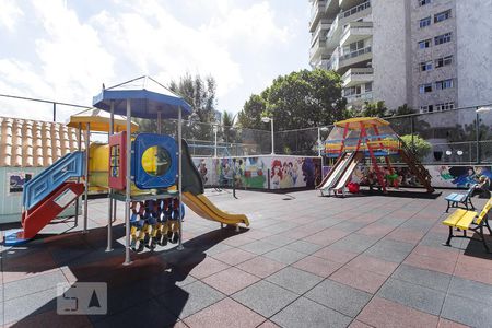 Apartamento para alugar com 135m², 3 quartos e 2 vagasPLAYGROUND