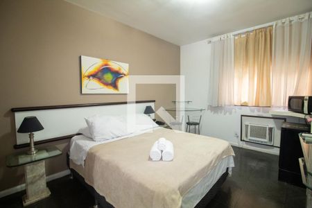 Suíte de apartamento para alugar com 2 quartos, 65m² em Copacabana, Rio de Janeiro