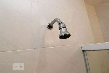 Apartamento à venda com 88m², 2 quartos e sem vagaChuveiro Banheiro Social.