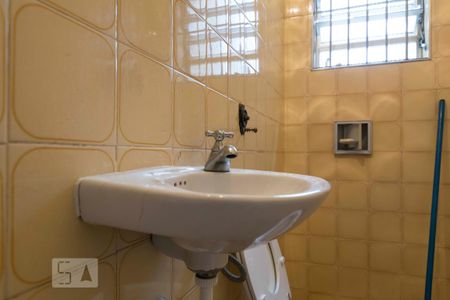 Casa à venda com 230m², 4 quartos e 2 vagasSubsolo - Banheiro 2 (Torneira)