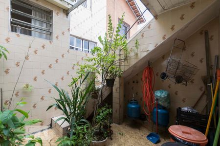 Casa à venda com 230m², 4 quartos e 2 vagasQuintal dos fundos