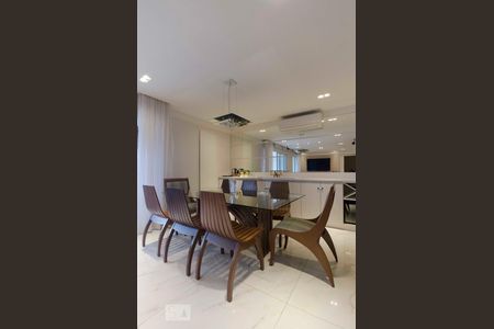 Sala de apartamento para alugar com 3 quartos, 130m² em Água Branca, São Paulo