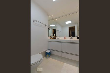 Apartamento para alugar com 130m², 3 quartos e 2 vagasBanheiro suíte