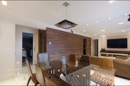 Sala de apartamento para alugar com 3 quartos, 130m² em Água Branca, São Paulo