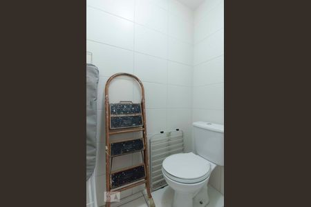 Apartamento para alugar com 130m², 3 quartos e 2 vagasBanheiro de serviço