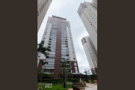 Apartamento para alugar com 130m², 3 quartos e 2 vagasFachada