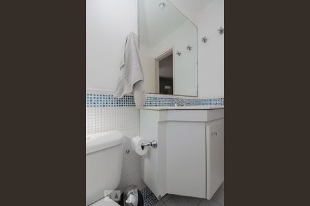banheiro de kitnet/studio à venda com 1 quarto, 50m² em Vila Suzana, São Paulo