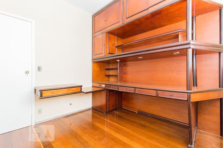 Apartamento à venda com 170m², 4 quartos e 2 vagasQuarto 1 