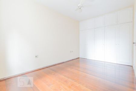 Apartamento à venda com 170m², 4 quartos e 2 vagasSuíte