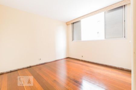 Apartamento à venda com 170m², 4 quartos e 2 vagasQuarto 3