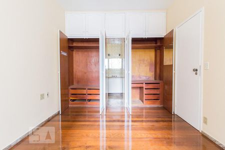 Apartamento à venda com 170m², 4 quartos e 2 vagasSuíte