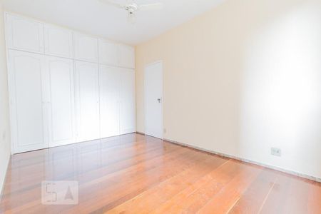 Apartamento à venda com 170m², 4 quartos e 2 vagasSuíte