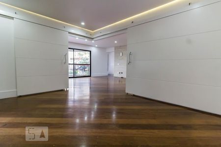 Sala de jantar de apartamento à venda com 4 quartos, 285m² em Camargos, Guarulhos