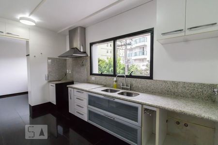 Cozinha de apartamento à venda com 4 quartos, 285m² em Camargos, Guarulhos
