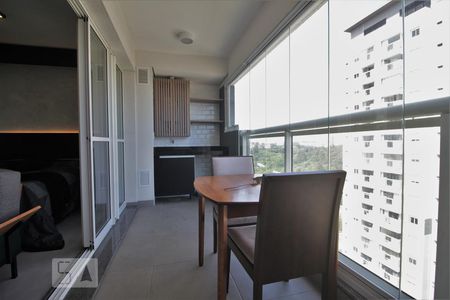 Varanda de kitnet/studio para alugar com 1 quarto, 40m² em Vila Andrade, São Paulo
