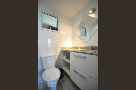 Banheiro de apartamento à venda com 3 quartos, 80m² em Vila Andrade, São Paulo