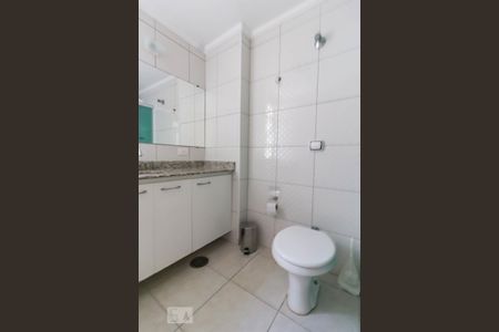 Banheiro de apartamento para alugar com 2 quartos, 65m² em Quinta da Paineira, São Paulo