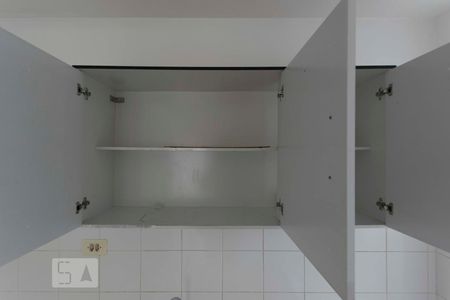 Apartamento à venda com 37m², 1 quarto e sem vagaCozinha (Armários)