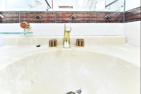 Banheiro de apartamento à venda com 2 quartos, 99m² em Indianópolis, São Paulo