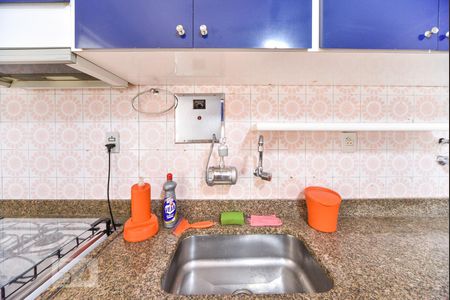 Apartamento à venda com 99m², 2 quartos e 1 vagaCozinha