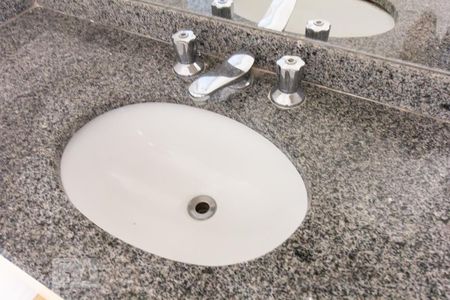 Apartamento à venda com 94m², 1 quarto e 1 vaga Apartamento à venda com 94m², 1 quarto e 1 vagaBanheiro Pia