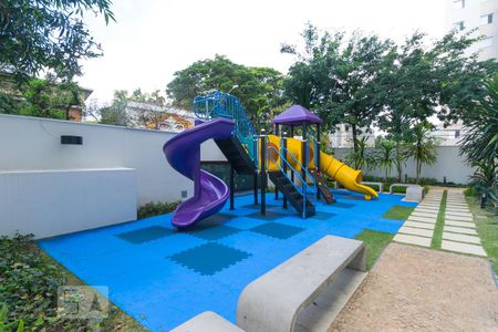 Apartamento para alugar com 65m², 3 quartos e 1 vagaPlayground